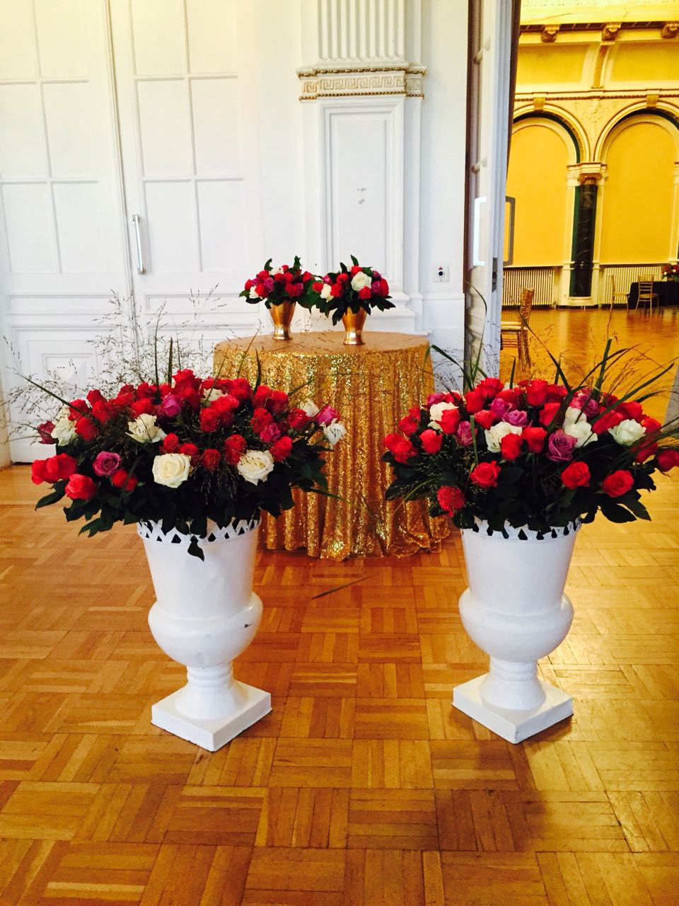 Bild: Dekoration Hochzeitsdeko Hochzeit in Wiesbaden Schwarz mit Gold